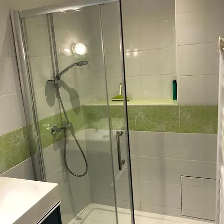 アパート Studio 32 M2 Au Splendide, Centre-Ville, Avec Parking, Proche Des Thermes *